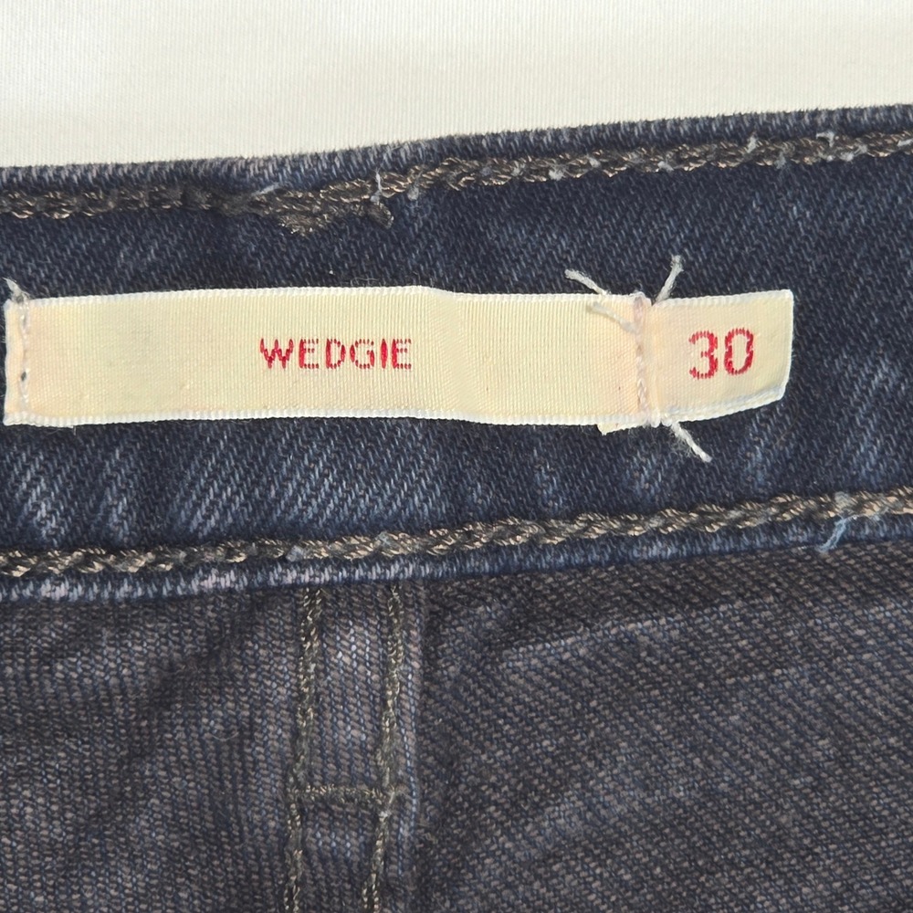 Levis Premium Wedgie Straight Jeans Dark Wash Button Fly 22861-0064 Womens 30 - Picture 6 of 16